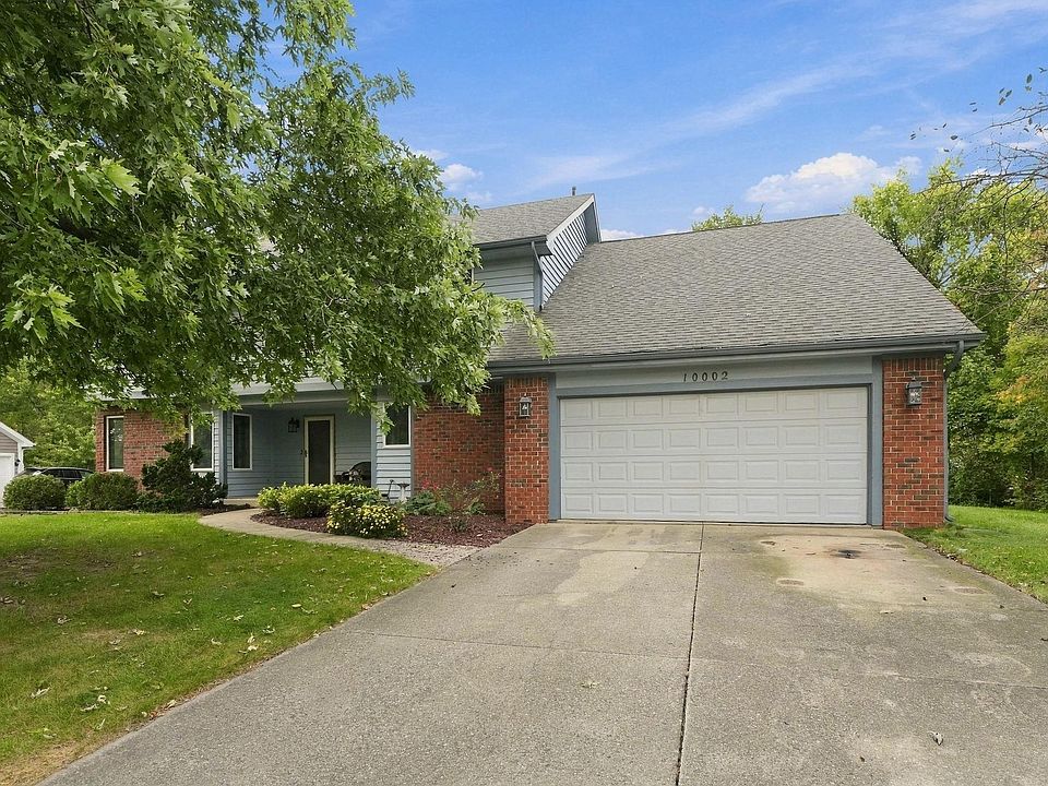 1st image of 10002 Crown Point Dr