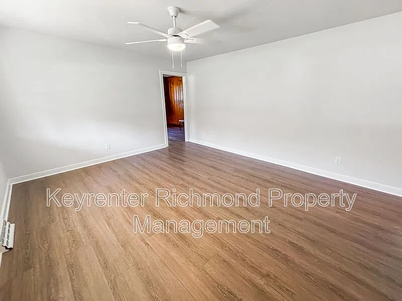 3 bed, 1.5 bath, 1404 sqft, $1,950 — Photo 3