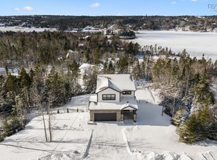 90 Hargrove Ln, Halifax, NS B3T 0H8