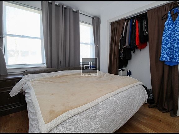 3rd image of 187 11th St #1F