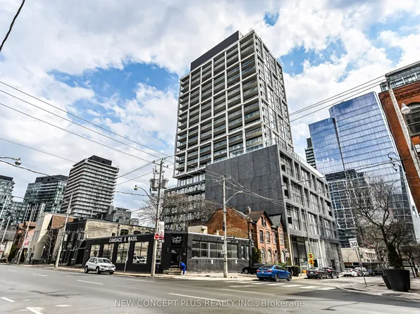 55 Ontario St #2301, Toronto, ON M5A 2V8