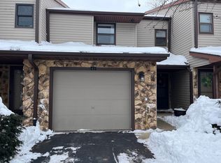 630 Brule Rd UNIT 43, De Pere, WI 54115