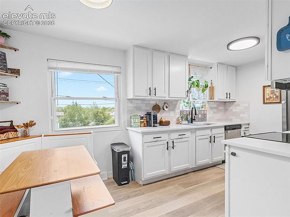 5th image of 503 Loomis Ave