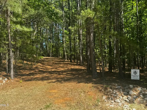 627 Bradley Rd, Fuquay Varina, NC 27526