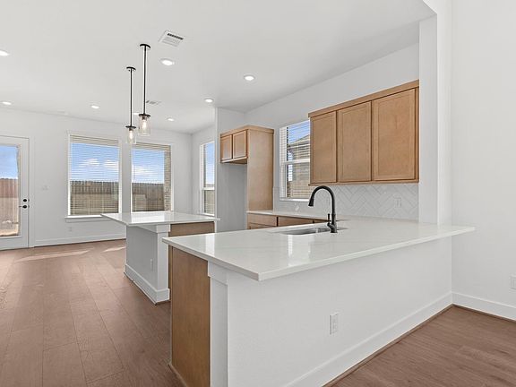 7th image of this home