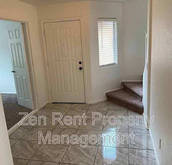 4150 E Azurite Rd — Photo 2