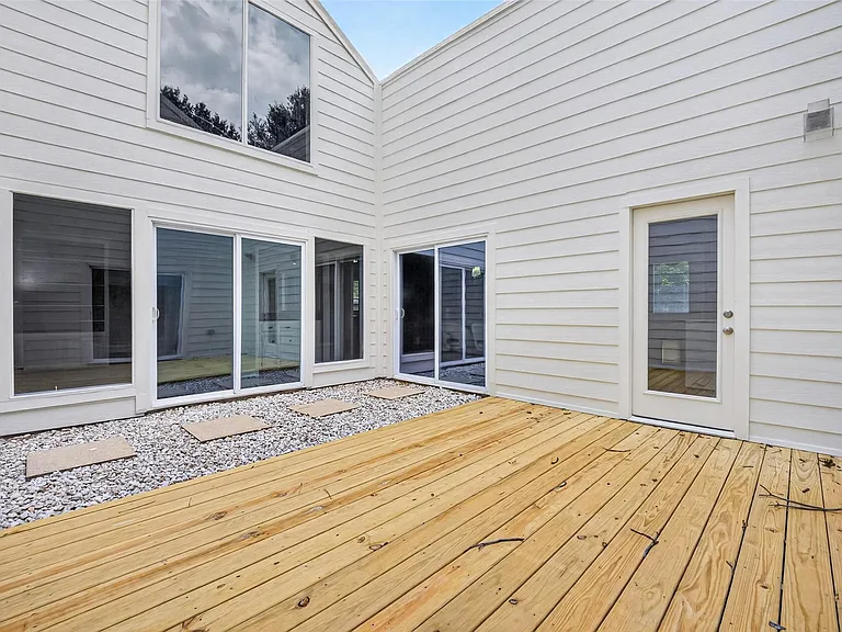 7111 Halfpenny Rd — Photo 35
