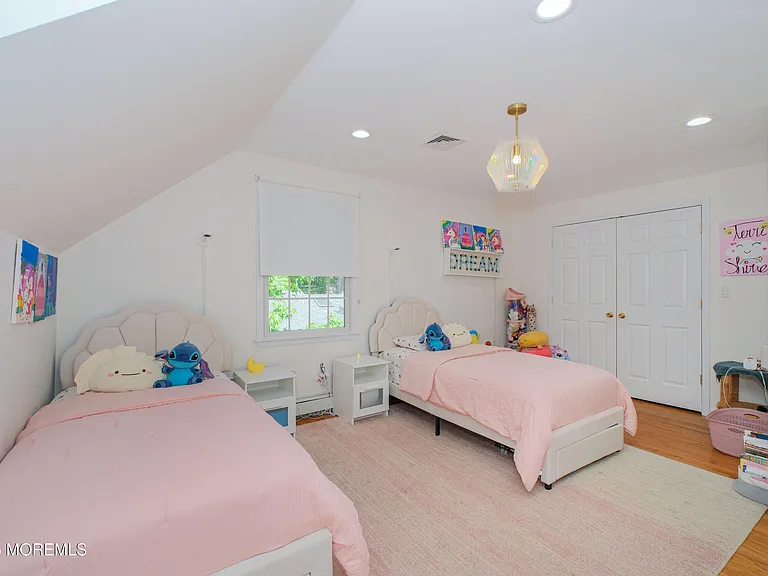 209 Woodcrest Rd — Photo 23