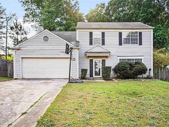 7153 Chestnut Ln, Riverdale, GA 30274