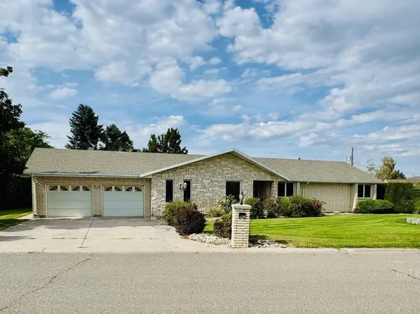 1142 Fairview Ave, Rupert, ID 83350