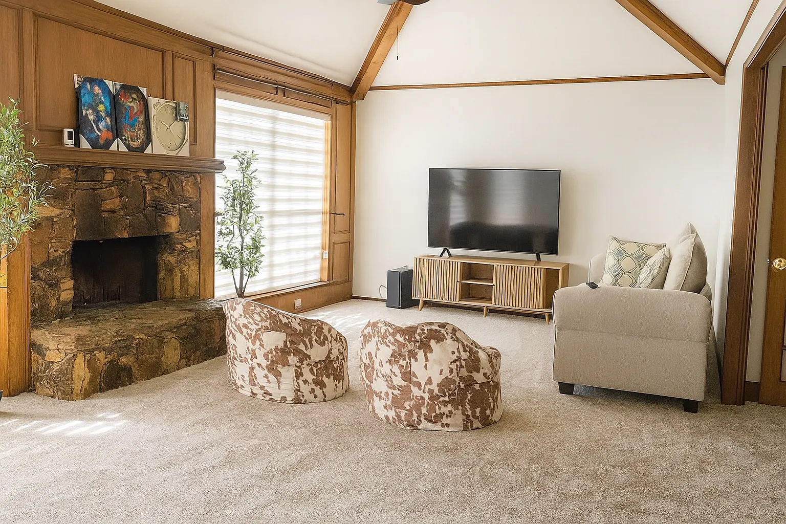 4 bed, 2402 sqft, $3,295 — Photo 3