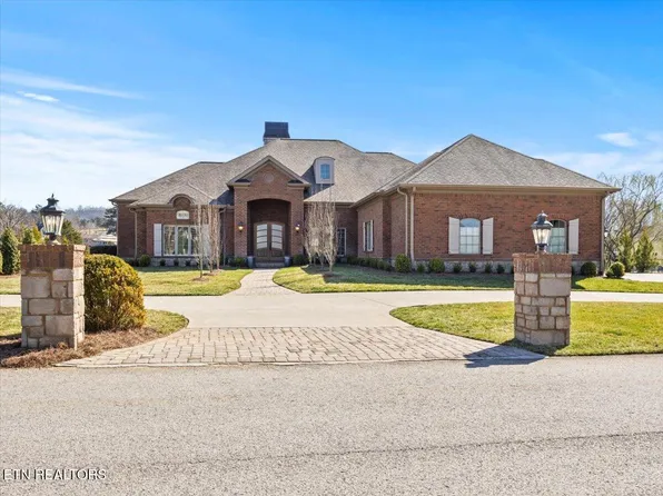 3755 Promontory Point, Louisville, TN 37777