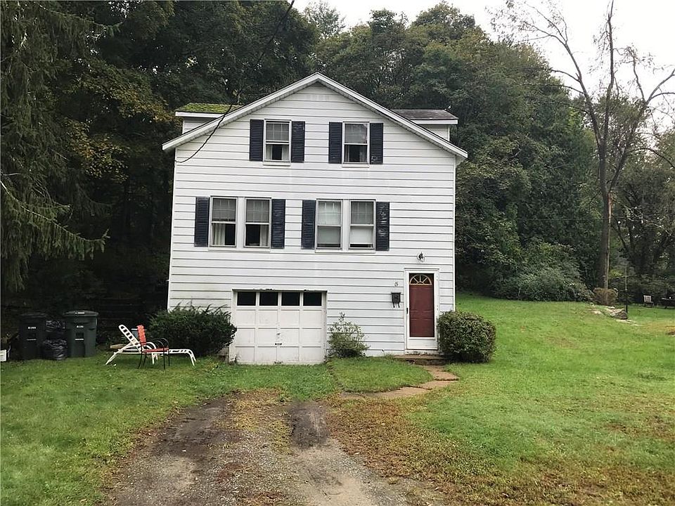 1st image of 5 Albro Ln