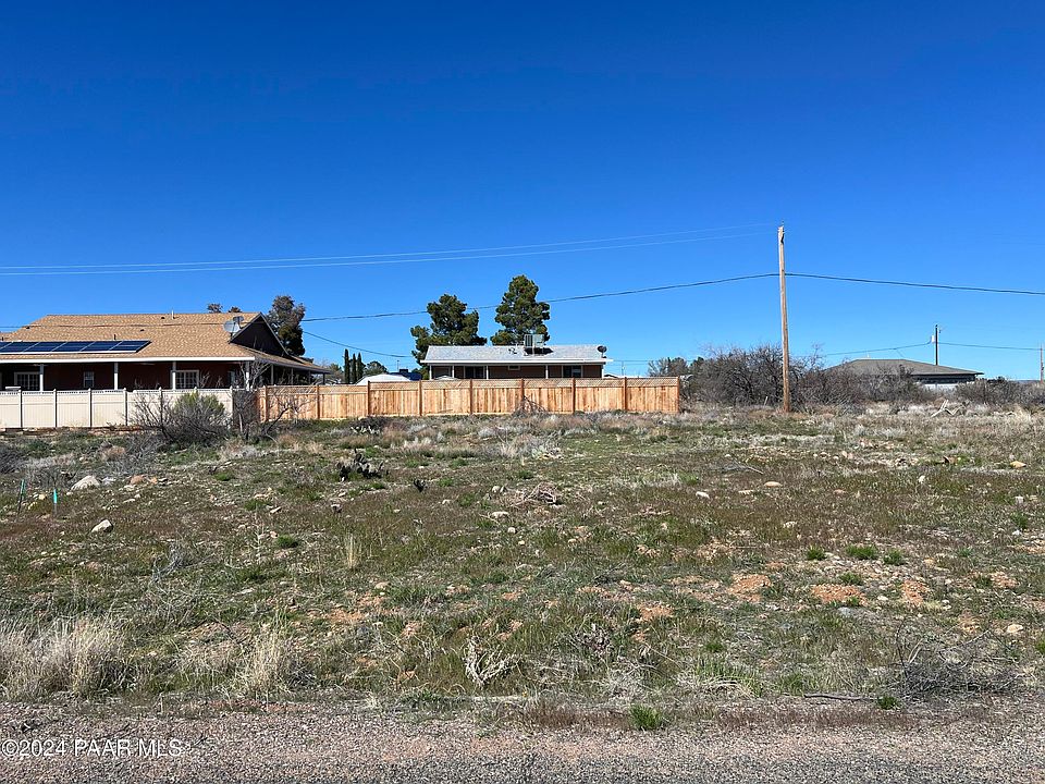 2nd image of 20194 E Lakeside Rd