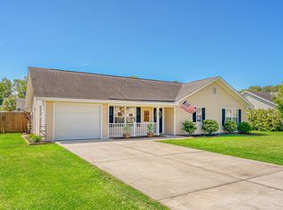 27 Mint Farm Dr, Beaufort, SC 29906