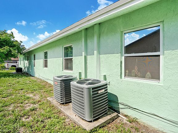 4th image of 200 & 210 NW 14th Street #1-5