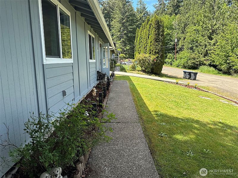 5th image of 705 Grandview Avenue