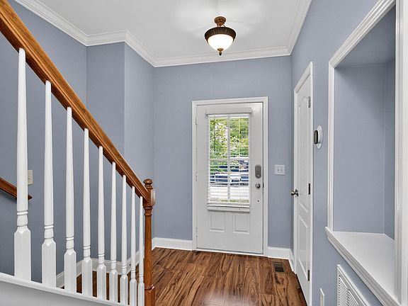 5th image of 1100 Woodbury Falls Ct