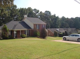 688 Greenvale Rd, Lawrenceville, GA 30043