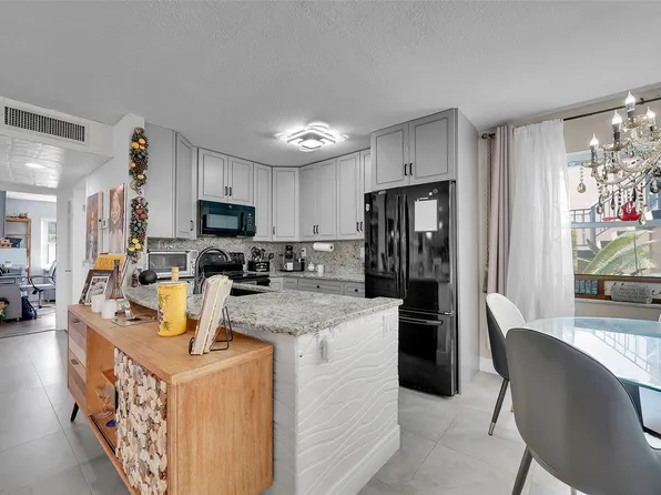 163 Flanders D #163, Delray Beach, FL 33484