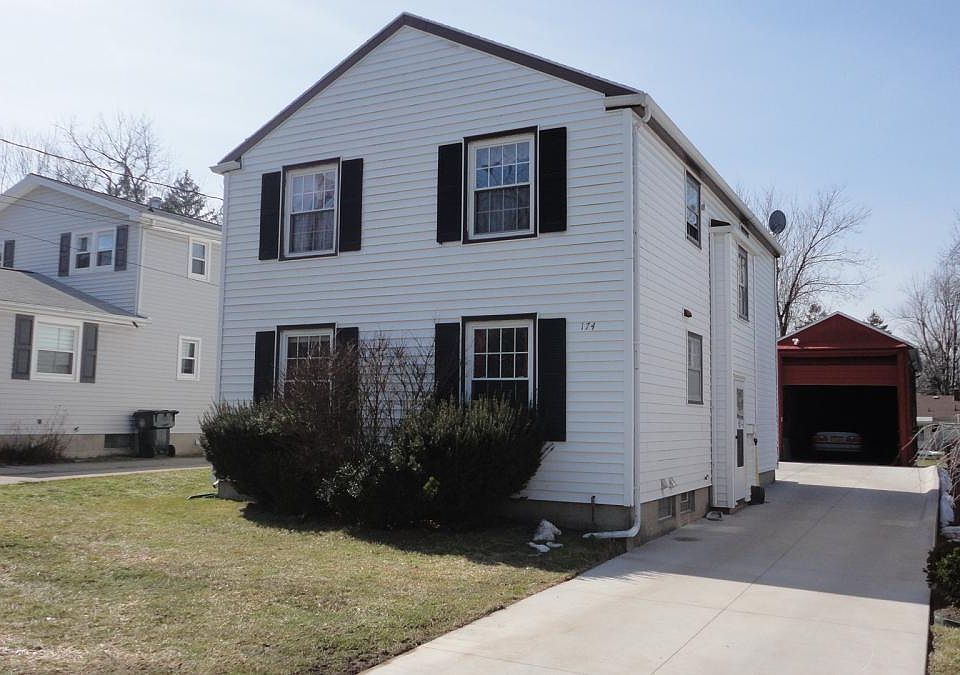 1st image of 174 Evans St