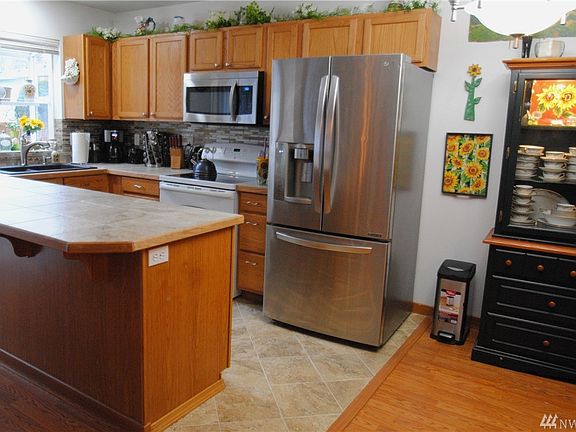 3rd image of 9621 2nd St SE #49