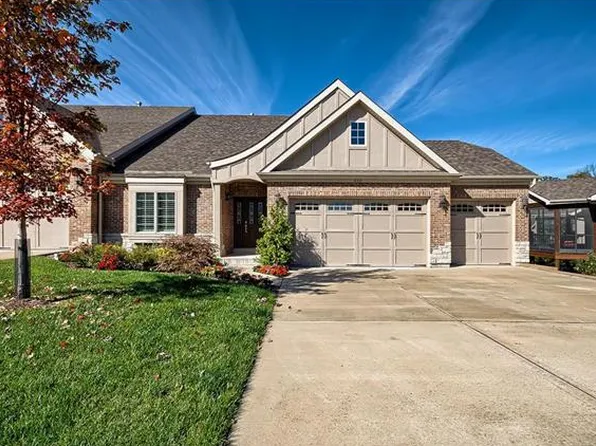 959 Hanna Bend Ct, Ballwin, MO 63021