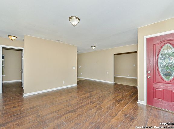 3rd image of 1614 Arroya Vista Dr
