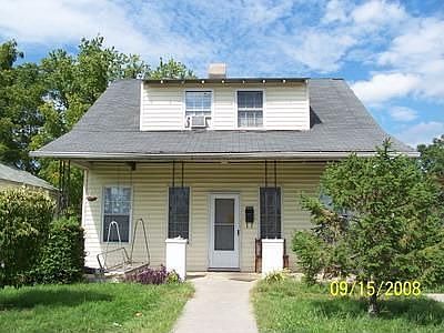 1st image of 1621 Moorman Ave NW
