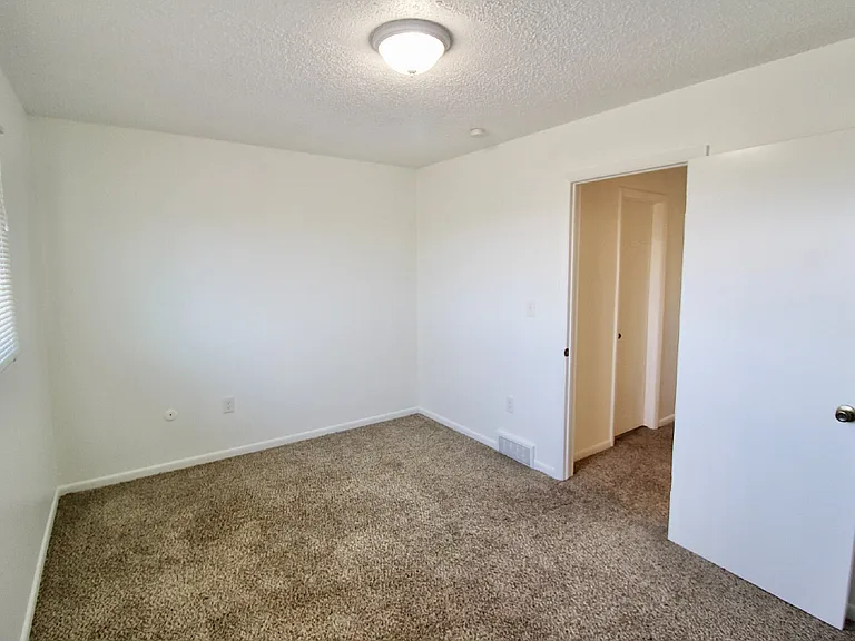 85 S 18th Ave #1 — Photo 9