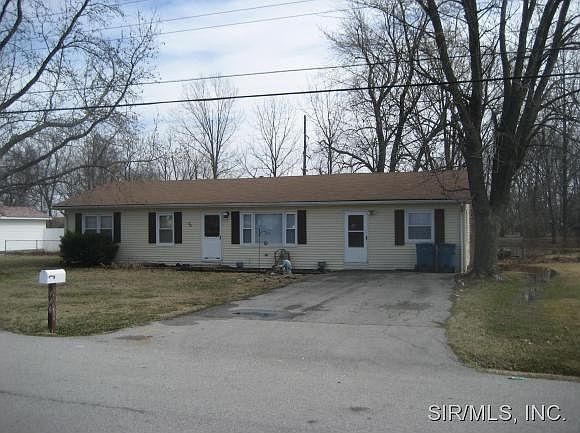 1st image of 20 Bradley St
