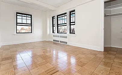 Rented by Manhattan Realty Group