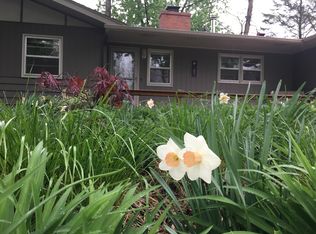 10 Ridgewood Ln, Iowa City, IA 52245