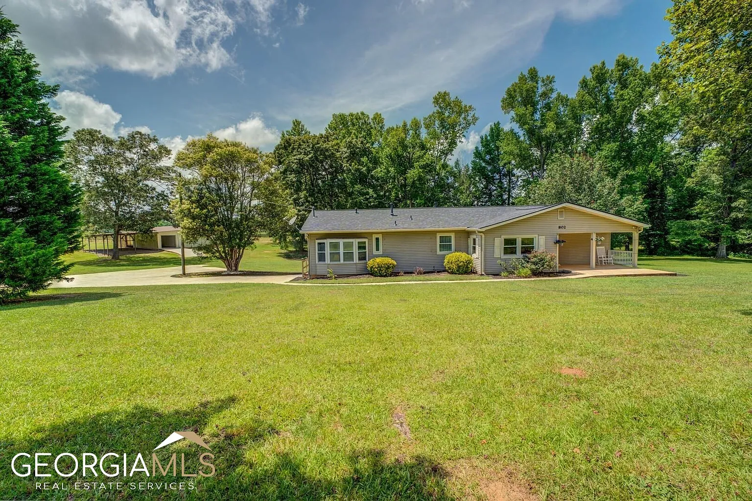 802 Colwell Rd photo 1
