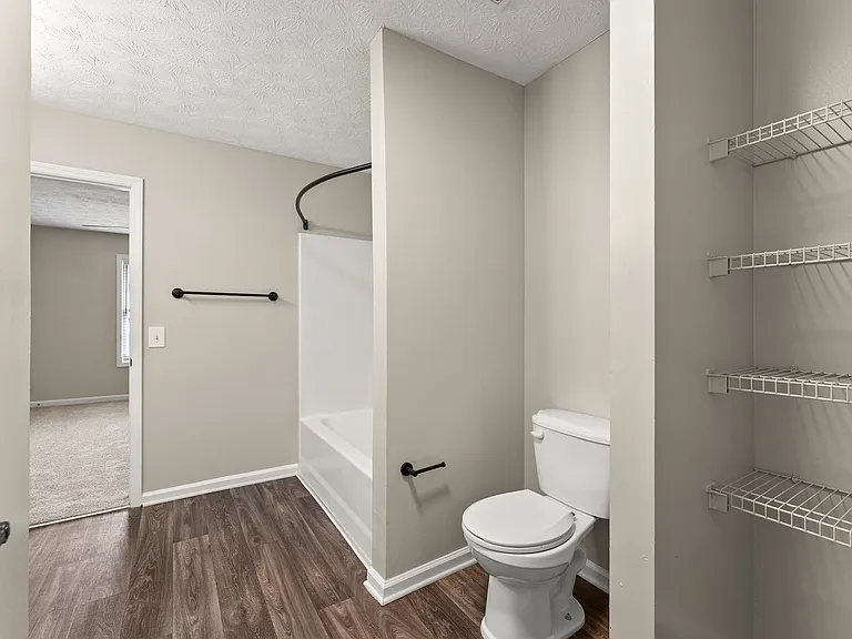 Brookwood Townhomes — Photo 10