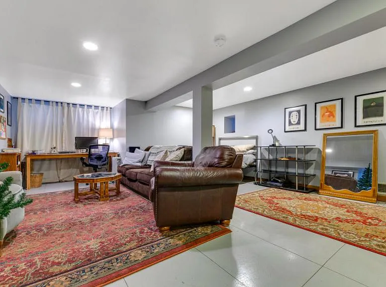 Living/Bedroom