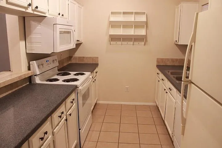 5550 Spring Valley Rd #F22 — Photo 5