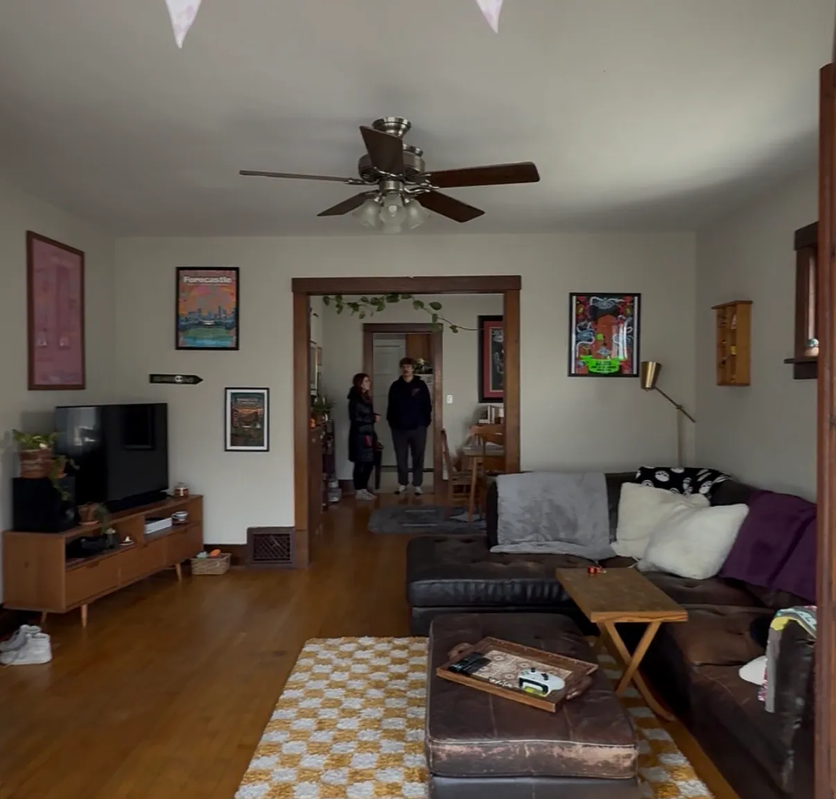 2 bed, 1090 sqft, $1,850 — Photo 3