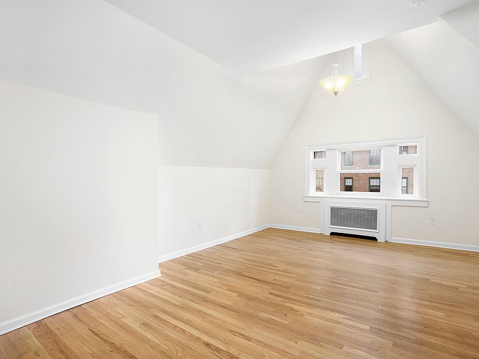 1st image of 82 Pierrepont St APT 4A