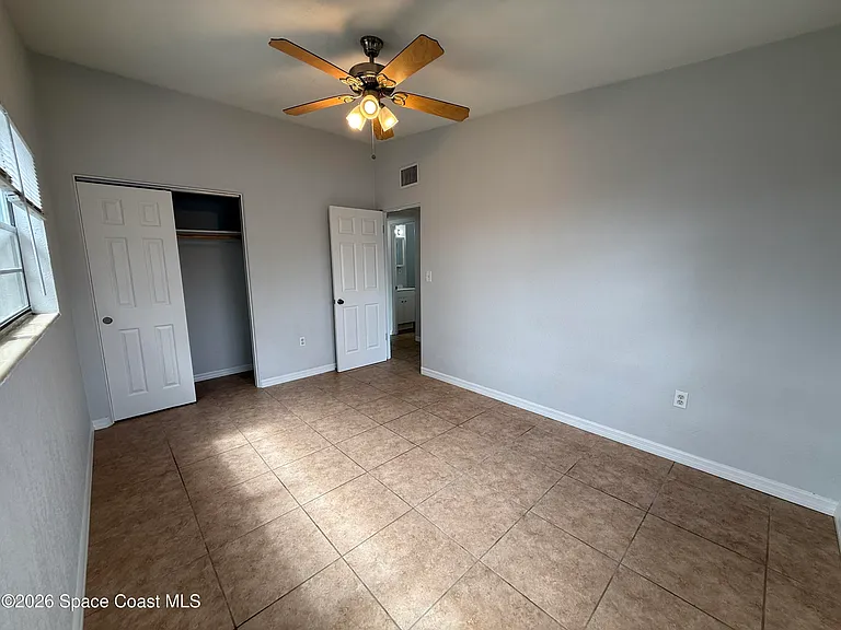 420 N Fiske Blvd — Photo 20