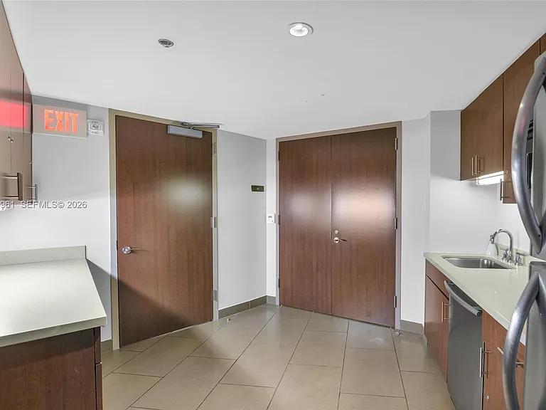 2681 N Flamingo Rd #1903S — Photo 38