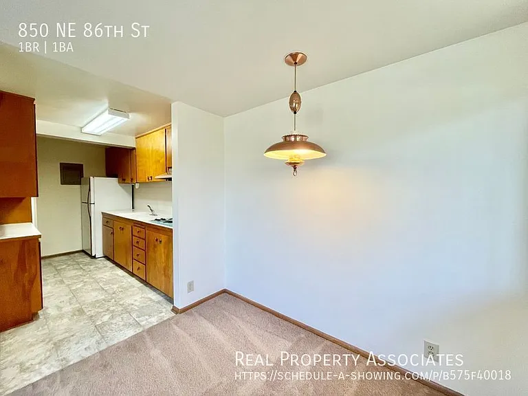 850 NE 86th St — Photo 7