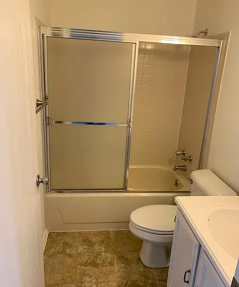323 S Jefferson Ave — Photo 9