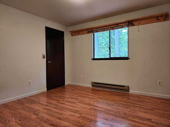 4th image of 9465 Monte Vista Ln NW