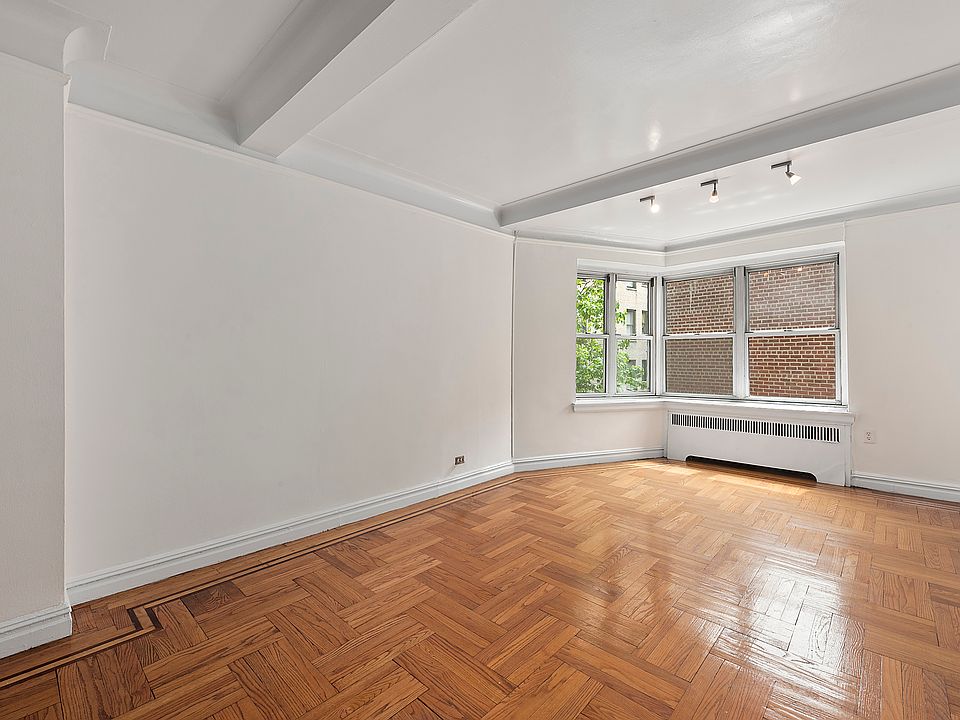 1st image of 250 Cabrini Blvd APT 3G