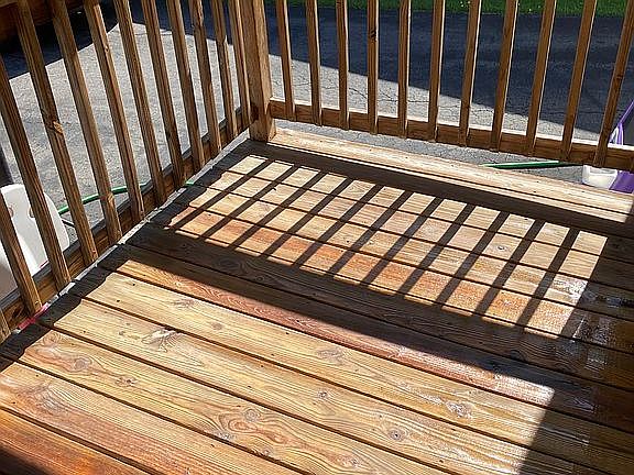 Rear deck 
