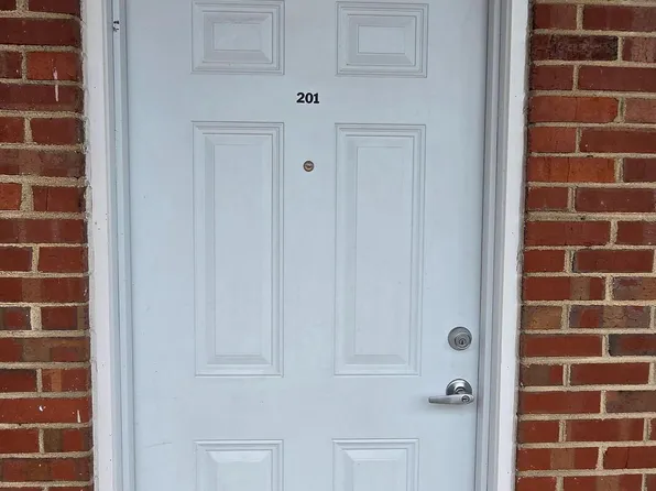 2205 Princess Anne St #201, Fredericksburg, VA 22401