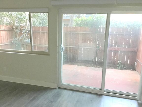 5th image of 17938 Burbank Blvd APT 29