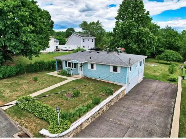 80 Charlotte St, Watertown, CT 06779