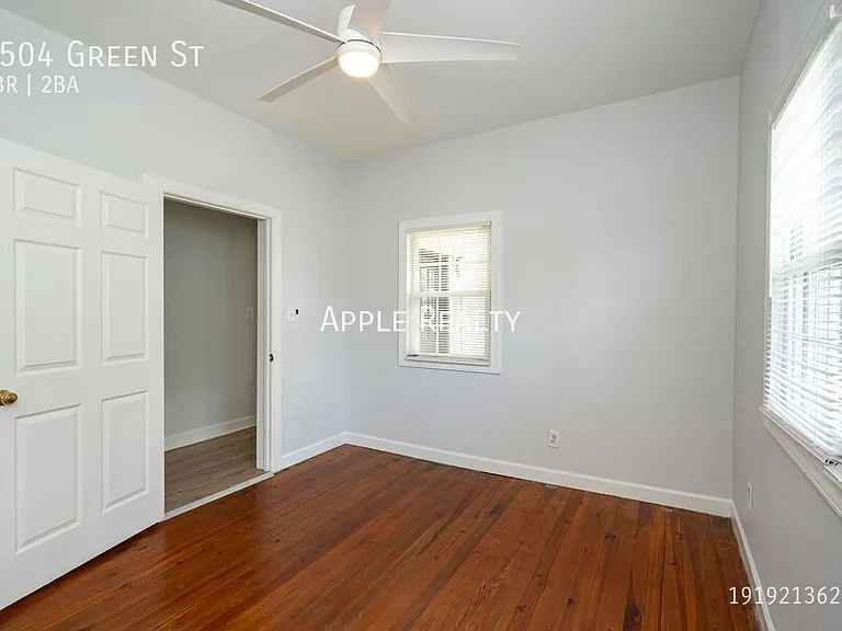 2504 Green St — Photo 11